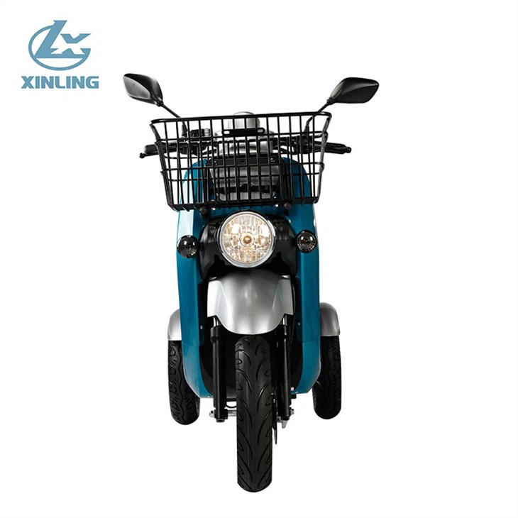 Three Wheel Scooter